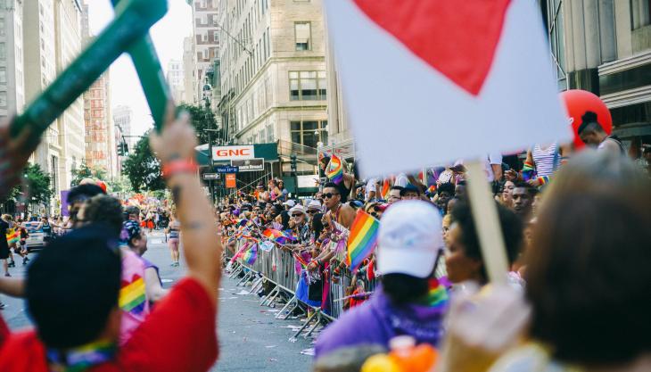 صورة تعكس الوضع الأخلاقي في ايامنا هزه