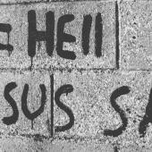 الخطيّة تُميت. يسوع يُخَلِّص. 